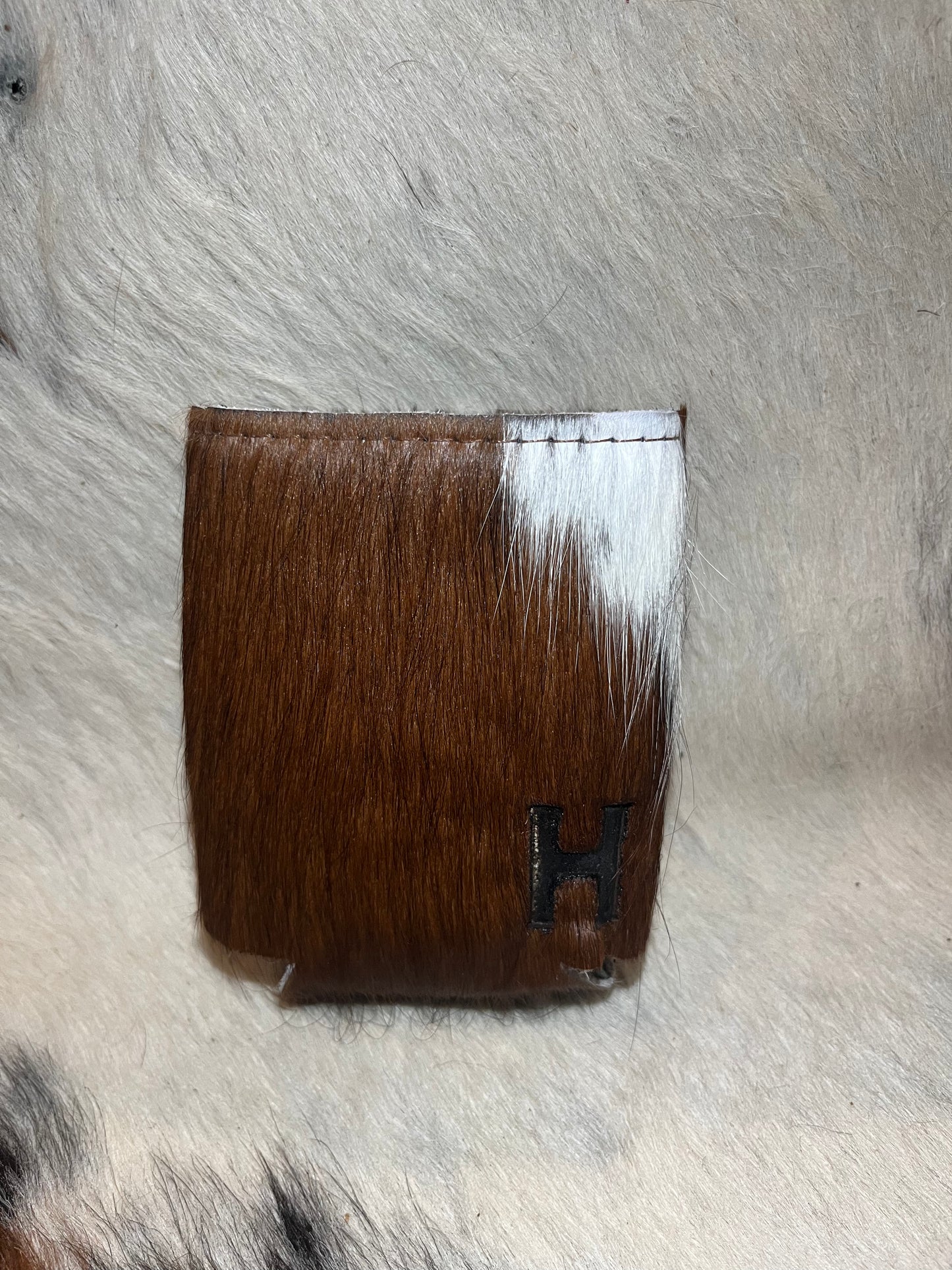 Short Can Cowhide Drink Sleeve